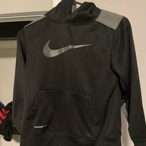 Nike thermo fit hoodie youth medium
